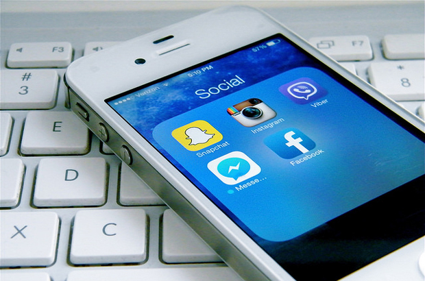 Social media apps on an iPhone